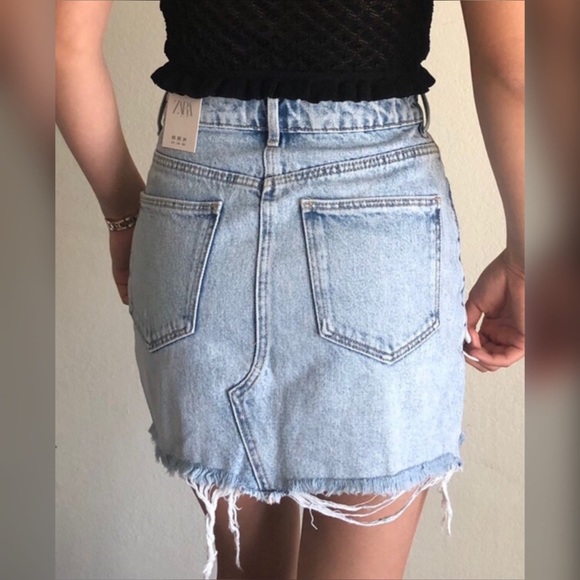 ZARA frayed denim skirt - Med - Picture 3 of 8